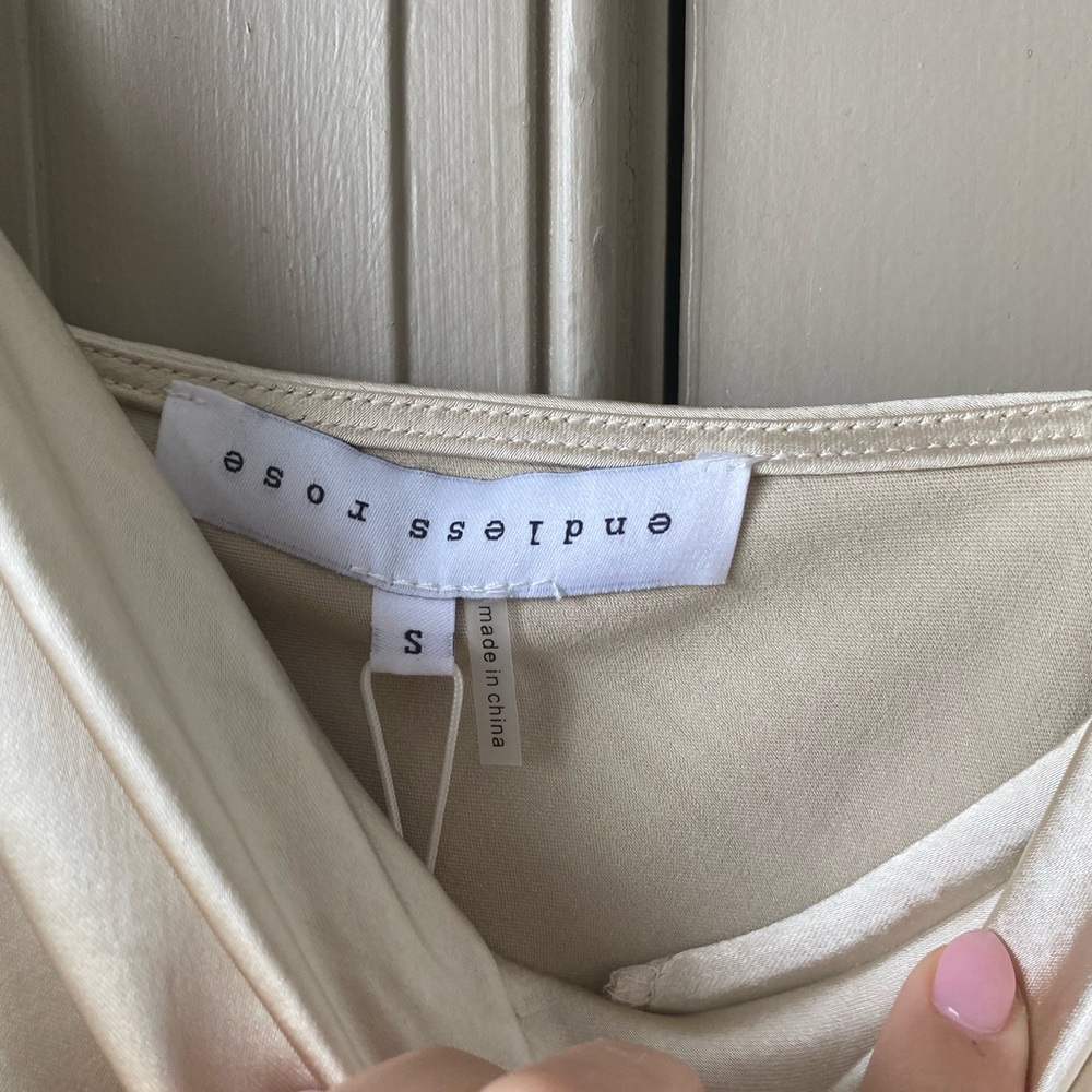 ENDLESS ROSE IVORY SATIN SLIP DRESS - Picture 4 of 8